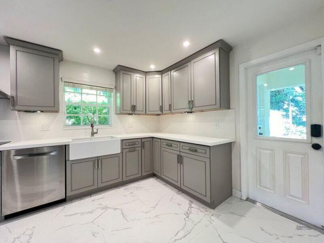 Home for rent at 2615 Mckinley Street - photo 6647057