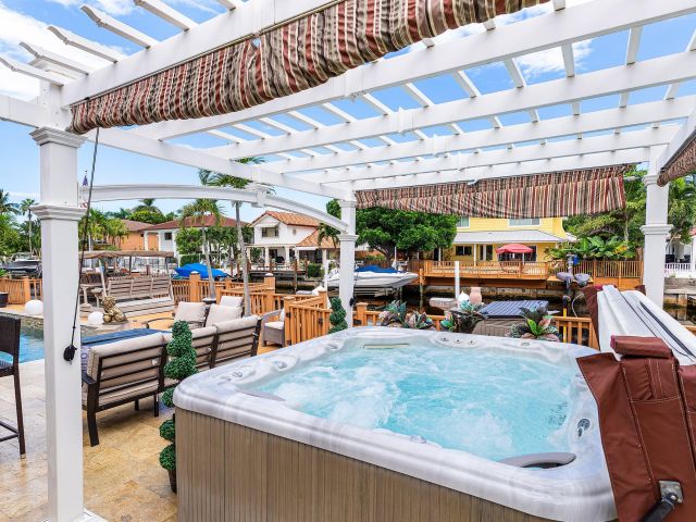 Home for sale at 1548 SW 5th Avenue - photo 6647041