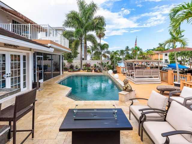 Home for sale at 1548 SW 5th Avenue - photo 6647043