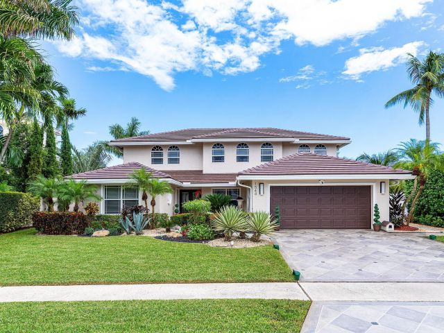 Home for sale at 1548 SW 5th Avenue - photo 6647045