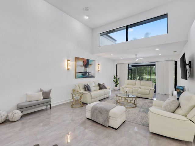 Home for sale at 10106 Spyglass Way - photo 6649311