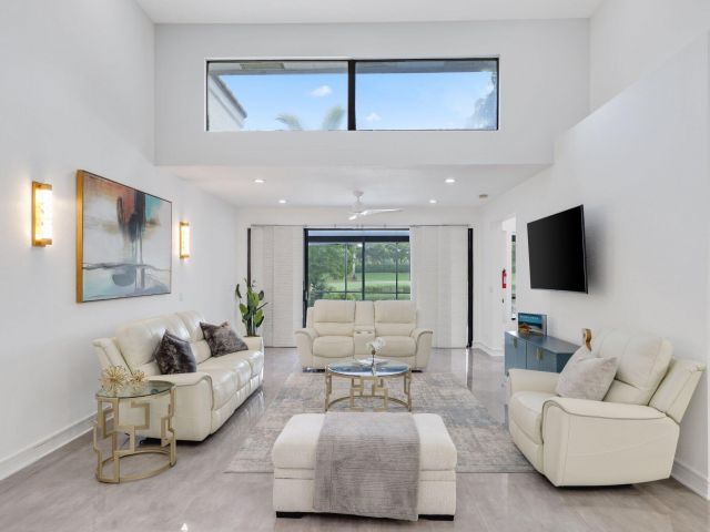 Home for sale at 10106 Spyglass Way - photo 6649312