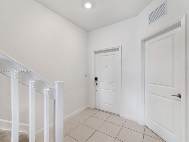 3-bedroom home for rent in Homestead - 29254 SW 163rd Ct 29254 - MondialRealty