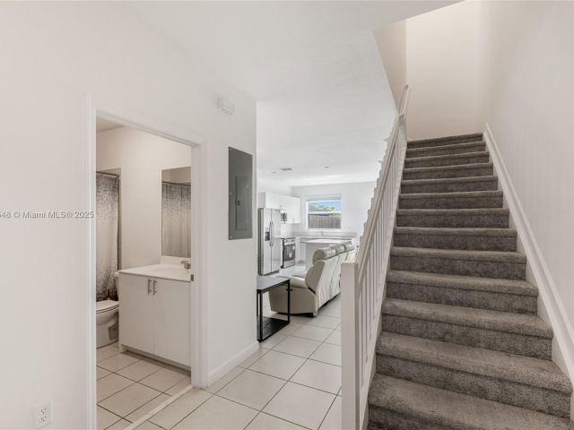 3-bedroom home for rent in Homestead - 29254 SW 163rd Ct 29254 - MondialRealty