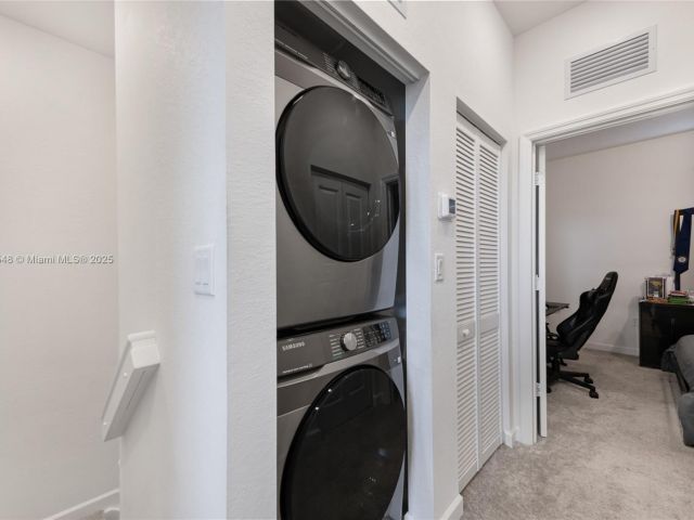 3-bedroom home for rent in Homestead - 29254 SW 163rd Ct 29254 - MondialRealty