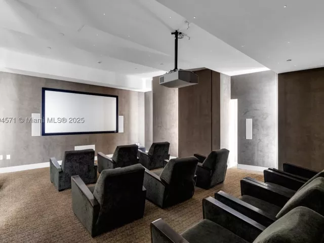3-bedroom condo for rent in Hollywood - 3535 S OCEAN DR 2102 - MondialRealty