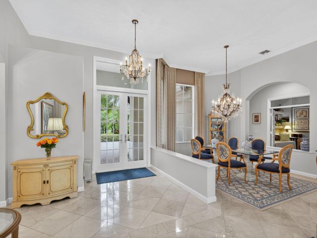 Home for sale at 8784 Lakes Boulevard - photo 6664699