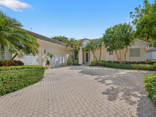 Home for sale at 8784 Lakes Boulevard - photo 6664709