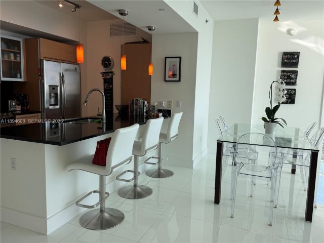 Apartment for sale  Unit #3610 - photo 7461487