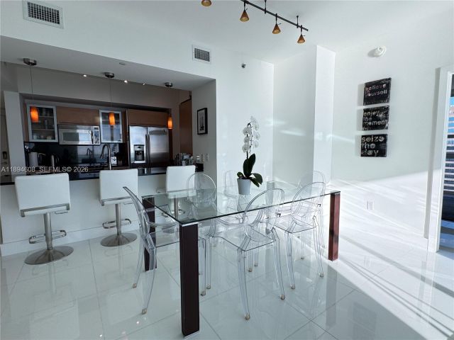 Apartment for sale  Unit #3610 - photo 7461489