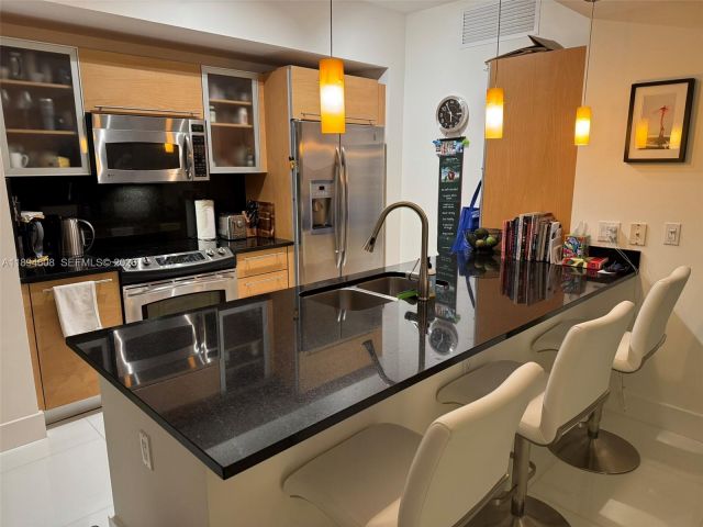 Apartment for sale  Unit #3610 - photo 7461493