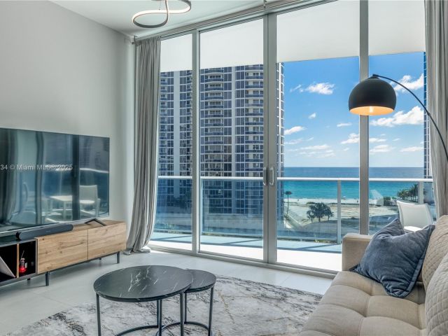 Apartment for rent  Unit #703 - photo 6663875