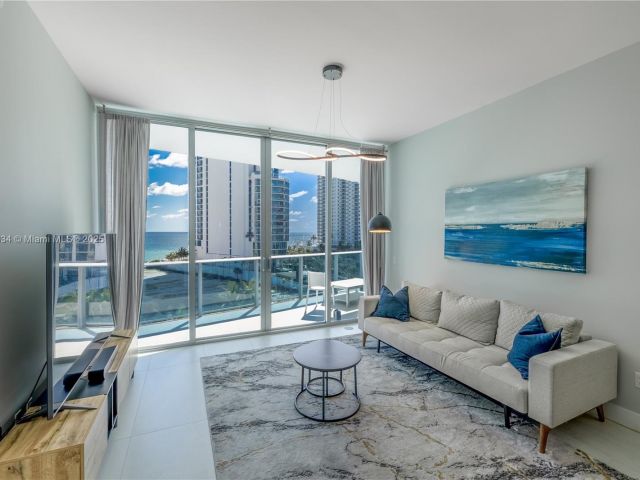 Apartment for rent  Unit #703 - photo 6663876