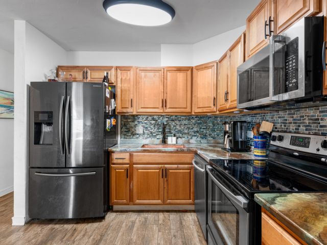 Home for sale at 3101 Glenwood Road - photo 6656443