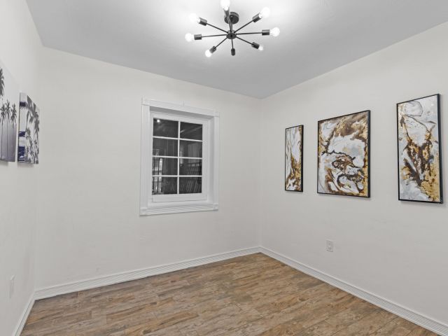 Home for sale at 3101 Glenwood Road - photo 6656447