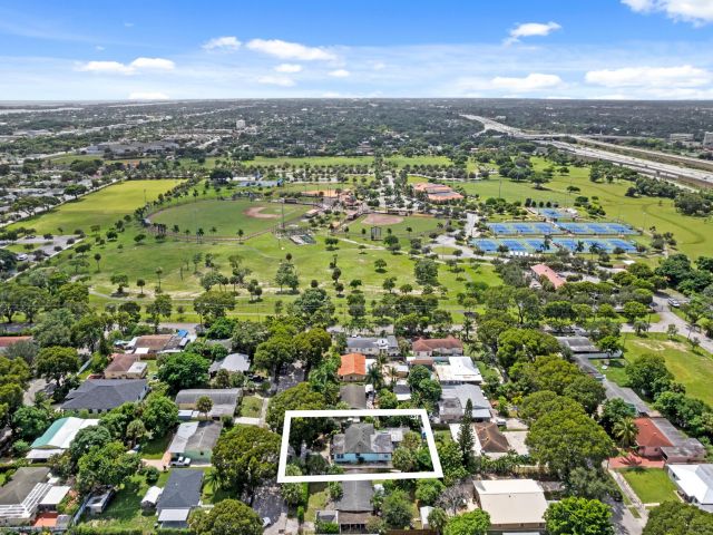 Home for sale at 3101 Glenwood Road - photo 6656450