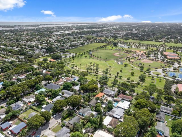 Home for sale at 3101 Glenwood Road - photo 6656453