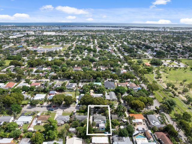 Home for sale at 3101 Glenwood Road - photo 6656454