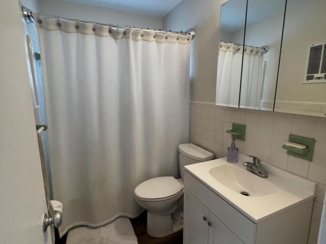 Home for rent at 124 NW 9th Street - photo 6650855