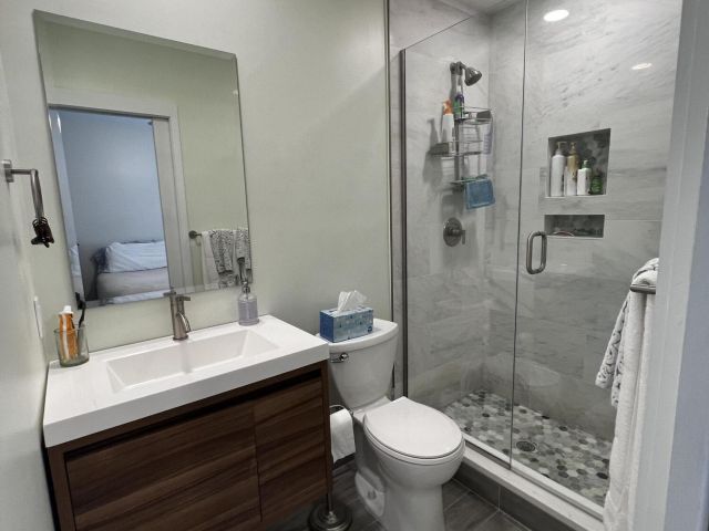 Home for rent at 124 NW 9th Street - photo 6650858