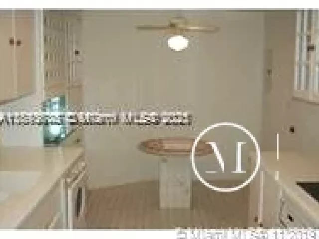 2-bedroom condo for sale in Key Biscayne - 1111 Crandon Blvd B506 - MondialRealty