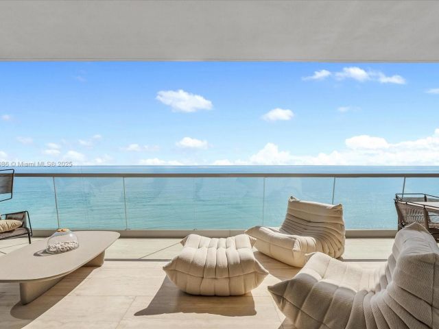 Apartment for sale  Unit #1001 - photo 6659512