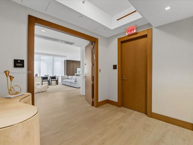 Apartment for sale  Unit #1001 - photo 6659522