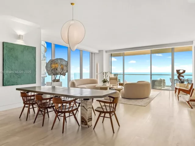 4-bedroom condo for sale in Sunny Isles Beach - 18501 Collins Ave 1001 - MondialRealty