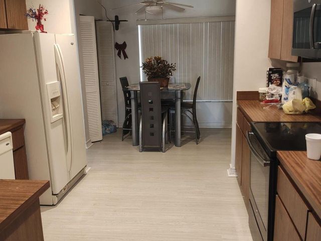 Home for rent at 616 White Water Drive - photo 6656425