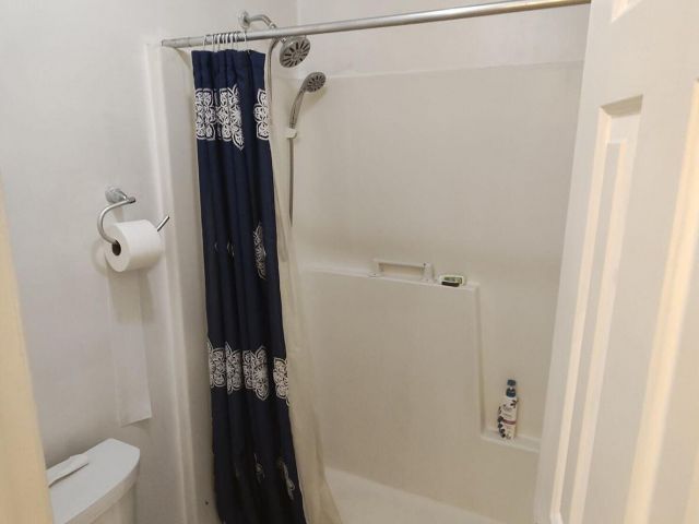 Home for rent at 616 White Water Drive - photo 6656431