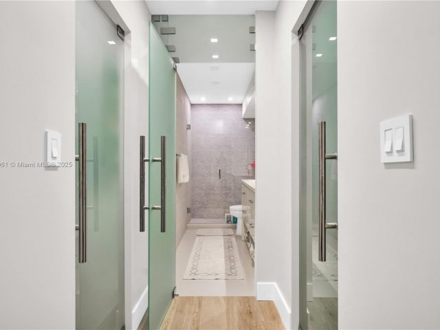 Apartment for rent  Unit #17F - photo 6657349