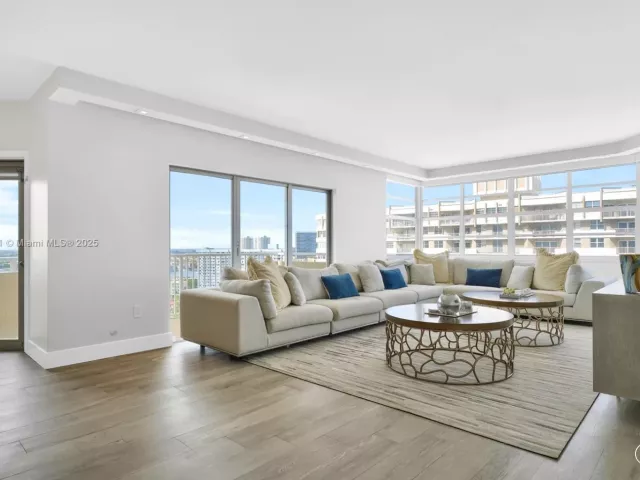 2-bedroom condo for rent in Hallandale Beach - 1985 S Ocean Dr 17F - MondialRealty