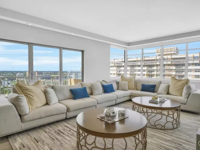 2-bedroom condo for rent in Hallandale Beach - 1985 S Ocean Dr 17F - MondialRealty