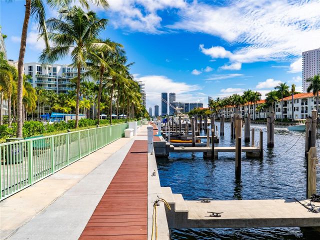 condo for sale in Aventura - 2950 NE 188th St 225 - MondialRealty