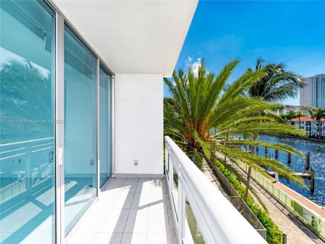 condo for sale in Aventura - 2950 NE 188th St 225 - MondialRealty