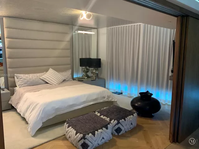 2-bedroom condo for sale in Surfside - 9401 Collins Ave 305 - MondialRealty