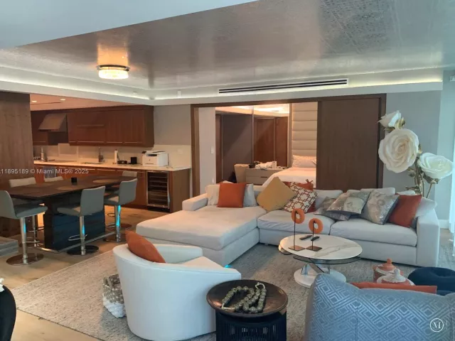 2-bedroom condo for sale in Surfside - 9401 Collins Ave 305 - MondialRealty