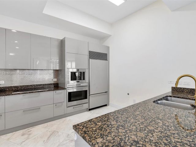 Apartment for rent  Unit #3507 - photo 6793229