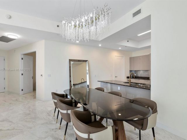 Apartment for rent  Unit #3507 - photo 6793234