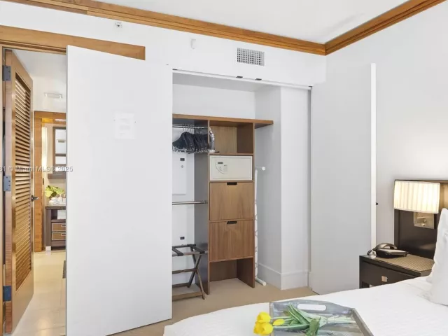 2-bedroom condo for rent in Miami Beach -  - MondialRealty