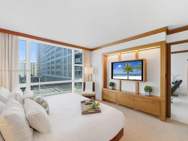 Apartment for rent  Unit # - photo 6725862