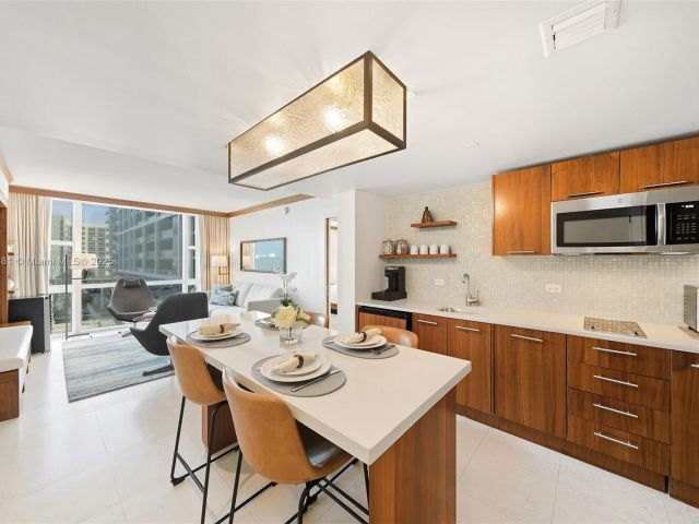 Apartment for rent  Unit # - photo 6725874