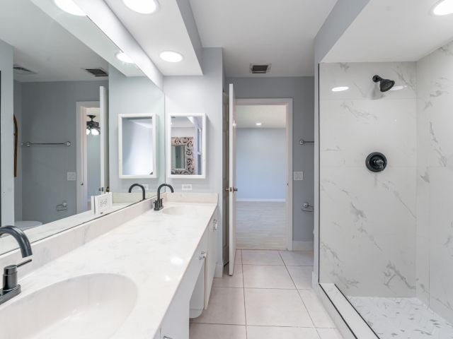 Home for sale at 2502 Ambassador Avenue - photo 6653328