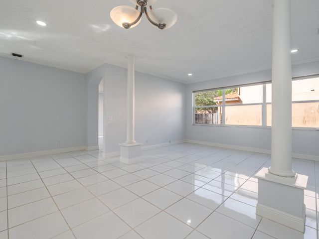 Home for sale at 2502 Ambassador Avenue - photo 6653337