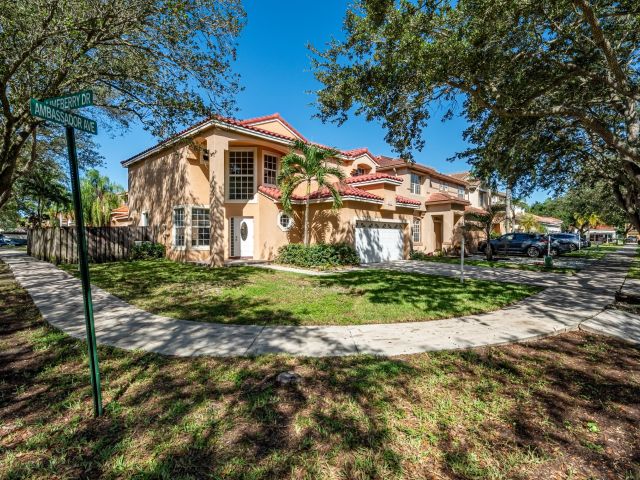 Home for sale at 2502 Ambassador Avenue - photo 6653347