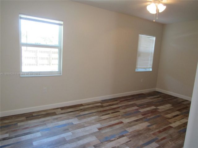 3-bedroom home for rent in Fort Lauderdale - 440 NW 15TH Avenue - MondialRealty