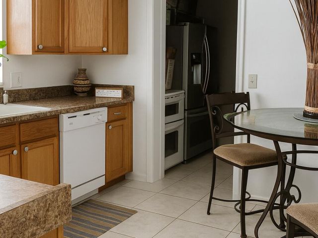 Home for sale at 2084 Laura Lane - photo 6659742