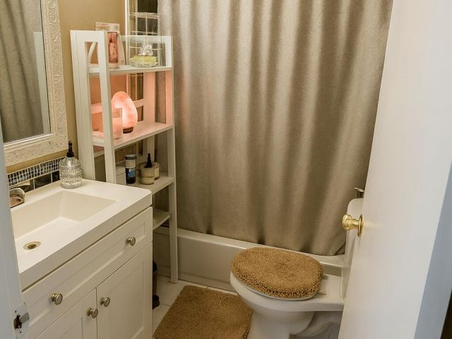 Home for sale at 2084 Laura Lane - photo 6659748