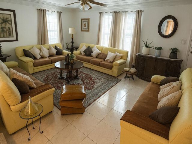 Home for sale at 2084 Laura Lane - photo 6659751