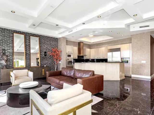 2-bedroom condo for sale in Aventura - 6000 Island Blvd 203 - MondialRealty